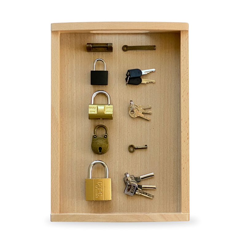 Children's lock and key top toy
